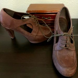 Modcloth "Envy" Brown Heels/ Boots w/ Laces